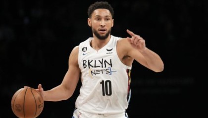 开云下载-13投11中攻破心魔！西蒙斯时隔544天再砍单场20+